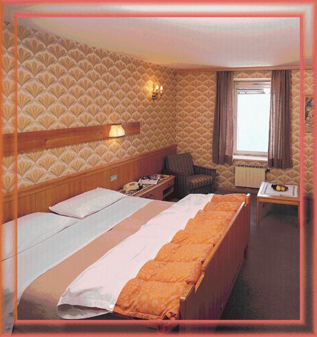 Hotel ปัสโซ สเตลวิโอ ห้อง รูปภาพ